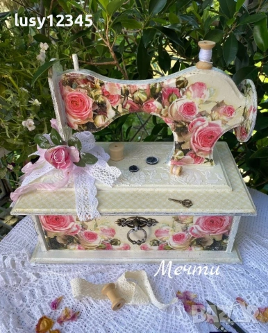 Рози, рози, рози…💗💗💗 Кутия шевна машина!, снимка 2 - Декорация за дома - 54930549