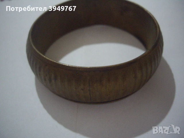 Стара бронзова гривна, снимка 2 - Гривни - 54365482
