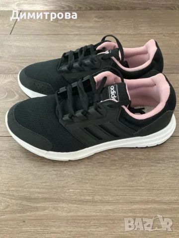 Дамски маратонки Adidas, снимка 5 - Маратонки - 55299830