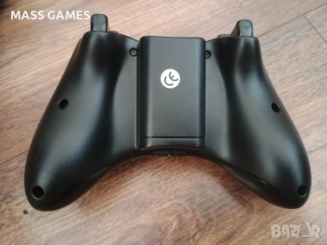 XBOX 360 E MODEL 250 GB, снимка 7 - Xbox конзоли - 55597596