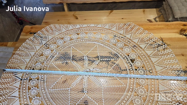 Голям лот плетени на една кука карета 46бр. и 2бр. кръгли покривки ф135 и ф115.