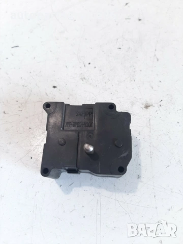 Моторче за клапа на парното за Audi A8 3.3 Tdi Akf (2002) 063700-5001 4D0820511A, снимка 2 - Части - 54726591