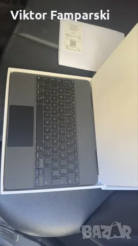 ПРОМО Чисто Нова Magic Keyboard for iPad Air 13‑inch (M2/3/4) клавиатура /калъф, снимка 2 - Клавиатури и мишки - 55687707