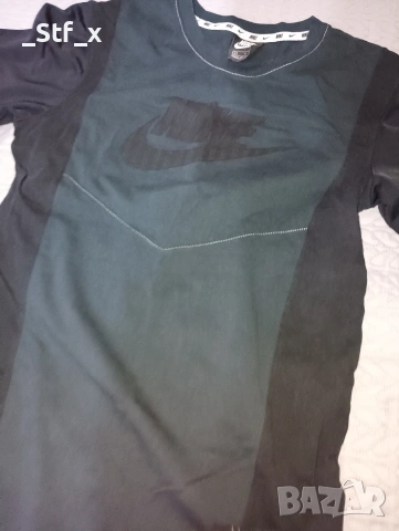 Nike тениска оригинална в перфектно състояние , снимка 2 - Тениски - 54932839