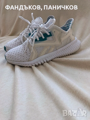 Продавам много запазени оригинални маратонки Reebok, номер 42,5. Цена 30 евро , снимка 3 - Маратонки - 54899590