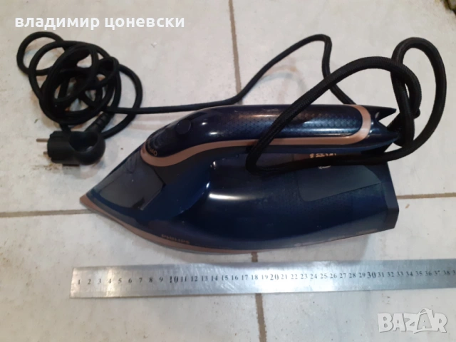 Парна ютия Philips,не нагрява,за ремонт, снимка 2 - Ютии - 54380577