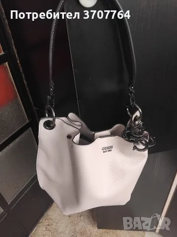 продавам дамска чанта, снимка 2 - Чанти - 55379596