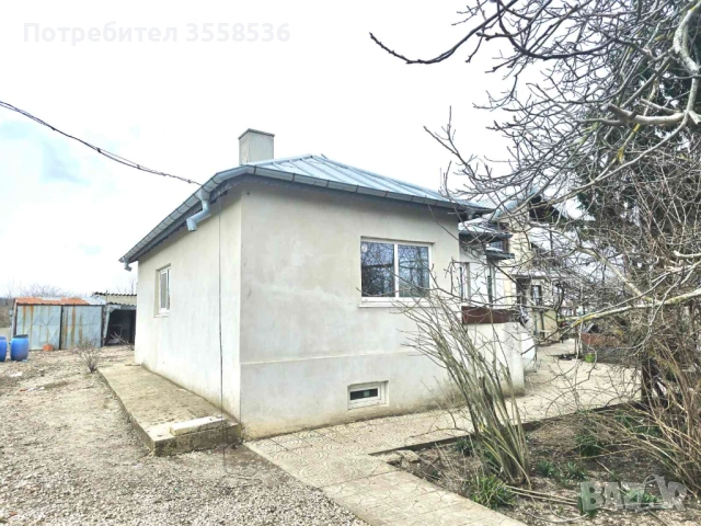 Продавам две къщи в един двор - частично обзаведени и топлоизолирани в с.Могилище, общ. Каварна, снимка 6 - Къщи - 54031029