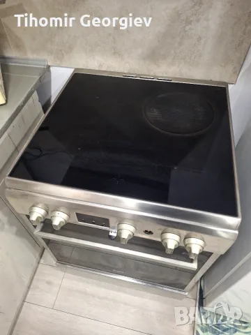 Продавам готварска печка с керамични котлони, снимка 2 - Печки, фурни - 55616243