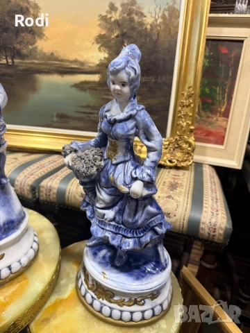 две стари порцеланови статуетки Capodimonte, снимка 3 - Колекции - 54627740