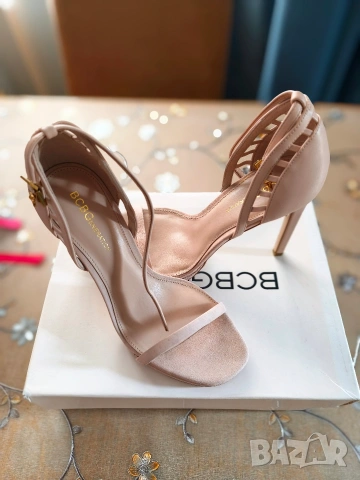 Обувки на висок ток 