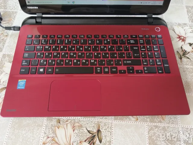 Лаптоп Toshiba Satellite L50-B, снимка 5 - Лаптопи за дома - 55704316