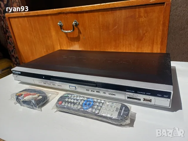 DVD HYUNDAI DV-7007SU, снимка 5 - Плейъри, домашно кино, прожектори - 55603885