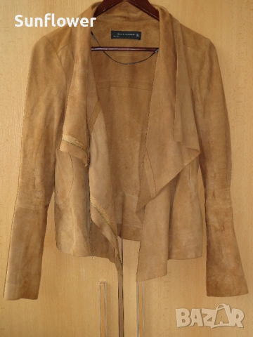 Дамско бежово яке ZARA, 100% естествена велурена кожа, размер M  , снимка 2 - Якета - 54583582