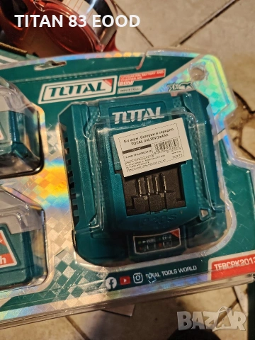 Комплект акумулаторни батерии и зарядно TOTAL INDUSTRIAL, 20 V, 2 x 4.0 Ah, 3 части, снимка 2 - Други инструменти - 54690177