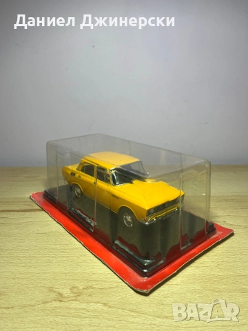 модел на Москвич 2140 - 1/24, снимка 2 - Колекции - 54879057