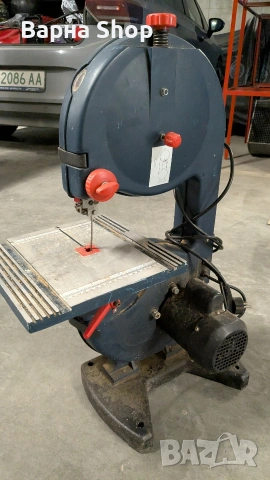 Лентов трион (Банциг) Einhell BM 240 – В отлично състояние, снимка 2 - Триони и циркуляри - 55149789