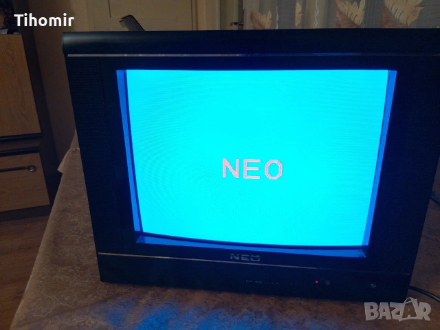 Телевизорче NEO 15 инча-ретро, снимка 2 - Телевизори - 55117053