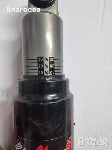 Въздушен заден амортисьор Rock Shox, снимка 3 - Части за велосипеди - 54953800