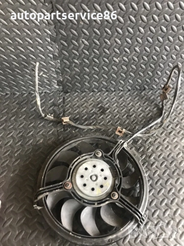 Перка на радиатор за Audi A4 или VW 2.0 (1998) 869228X, снимка 2 - Части - 54725713