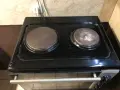 Продавам  малка  печка  на  ток  с  2 котлона и фурна ., снимка 4