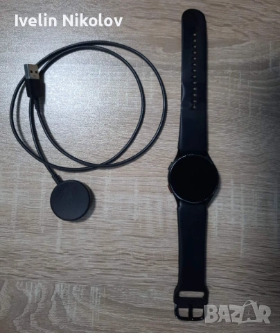 Samsung Galaxy Watch 4, снимка 2 - Смарт гривни - 54574166