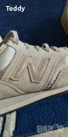 Дамски градски маратонки New Balance, номер 40-40.5, снимка 3 - Маратонки - 54478288