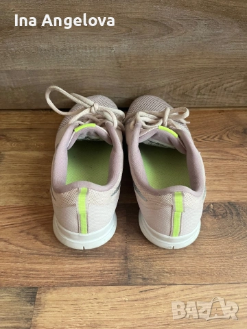 Детски маратонки Nike, снимка 3 - Детски маратонки - 54831669