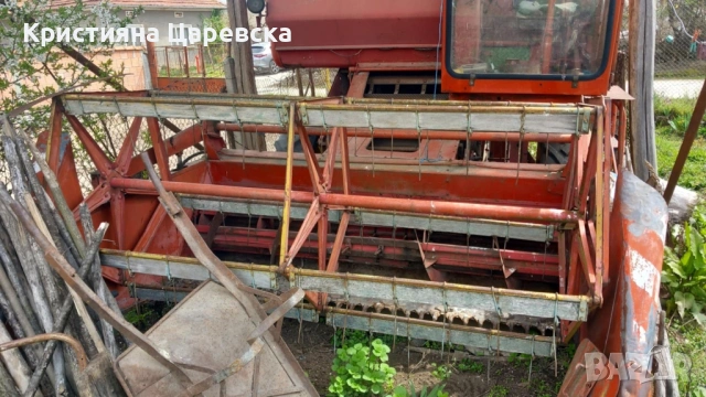 Комбайн , снимка 2 - Селскостопанска техника - 54382042