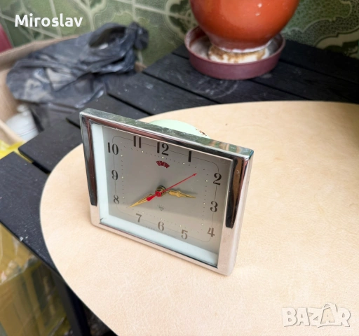 Ретро механичен будилник часовник - Diamond / Винтидж Соц Арт, снимка 2 - Антикварни и старинни предмети - 55197883