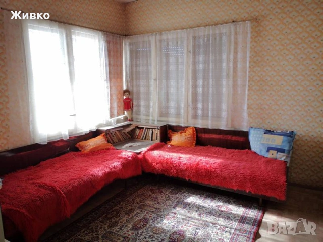 Продавам къща в село Милево, снимка 12 - Къщи - 54008734