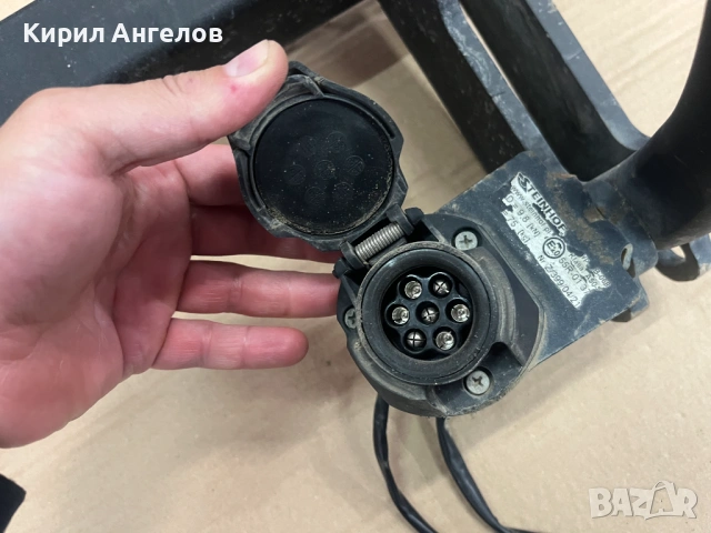 Теглич за BMW E46 Седан, снимка 3 - Части - 54702060