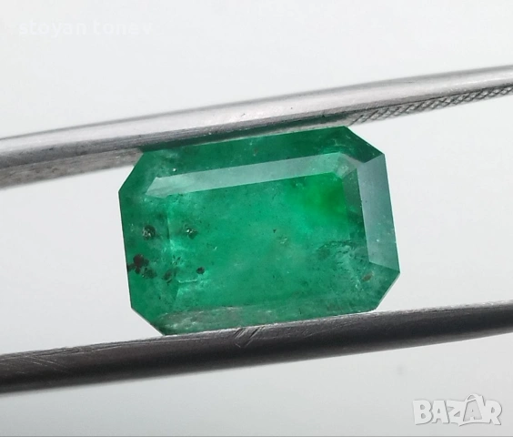  Рядък 3,35 каратов естествен изумруд с vivid green цвят от Swat Valley, Пакистан! Сертификат!, снимка 9 - Други - 55173319
