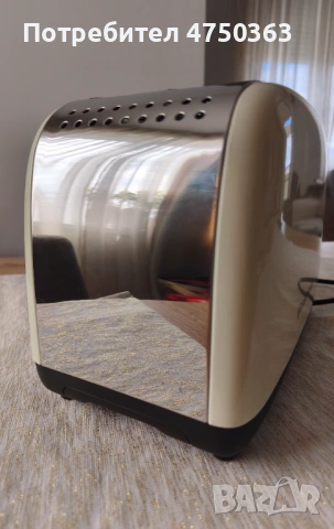 Тостер Russell Hobbs – стилен метален дизайн, отлично състояние., снимка 4 - Тостери - 54035805