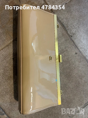 Дамска чантичка, снимка 2 - Чанти - 54102239