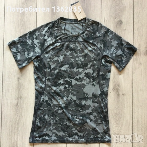 НОВА 100 % оригинална камуфлажна тениска NIKE PRO Hypercool Найк размер S от САЩ, снимка 3 - Тениски - 54762596