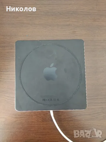 Продавам външна записвачка DVD/CD четец Apple A1379, снимка 2 - Други - 55445323