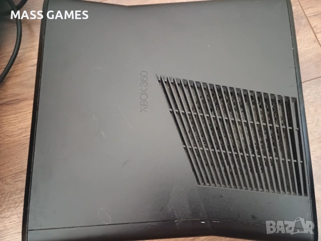 XBOX 360 S MODEL 250 GB, снимка 3 - Xbox конзоли - 55596181