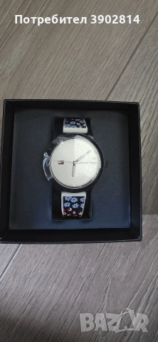 Часовник Tommy Hilfiger, снимка 2 - Дамски - 55160736