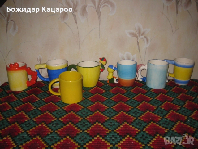 Шест закачливи чаши, кафе или чай. Вкусна чаша- подарък. Цена- 13 евро, общо. Пращам по куриер. За С, снимка 7 - Сервизи - 53960326