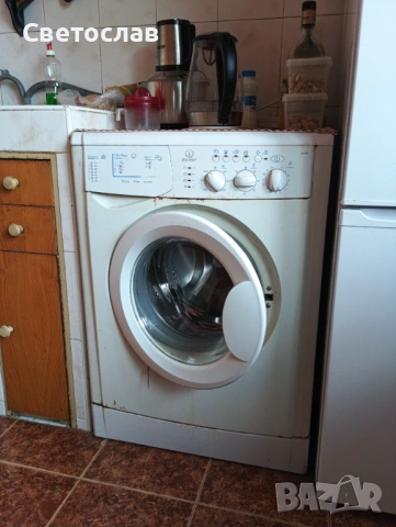 Продавам пералня Индезит,работеща , снимка 2 - Перални - 54263719