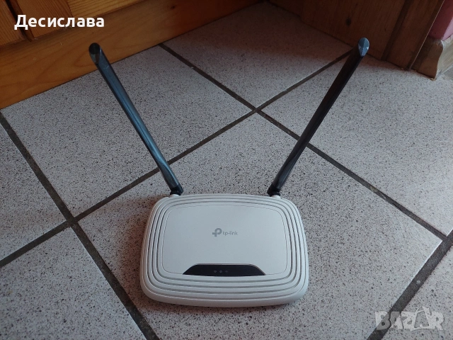 Рутер tp-link 300 Mbps, снимка 2 - Рутери - 55234174