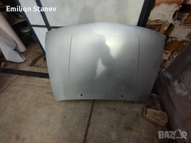 Три броя предни капаци, снимка 2 - Части - 54186216