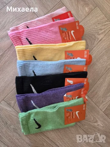 Дамски чорапи Nike - различни цветове - 10 бр. - 15€, снимка 2 - Дамски чорапи - 55562070