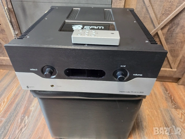 Продавам топ модел усилвател EAM Lab Musica 202i 