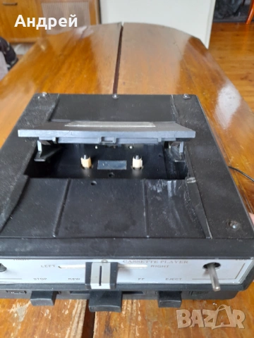 Стар Авомобилен касетофон, снимка 3 - Други ценни предмети - 54114263