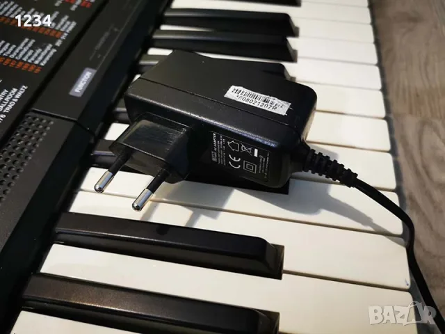 синтезатор клавир YAMAHA PSR-F51 пиано с 5 октави, снимка 9 - Синтезатори - 55375937