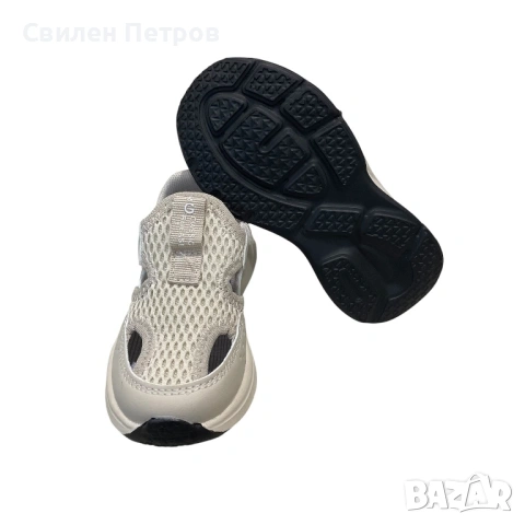 Детски сандали, снимка 4 - Детски сандали и чехли - 54462866