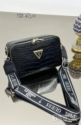 Дамски чанти Guess, Dior, Miu Miu и други , снимка 5 - Чанти - 55597900
