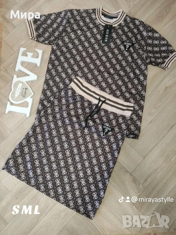 Дамски екипи GUESS , снимка 3 - Комплекти - 54099372
